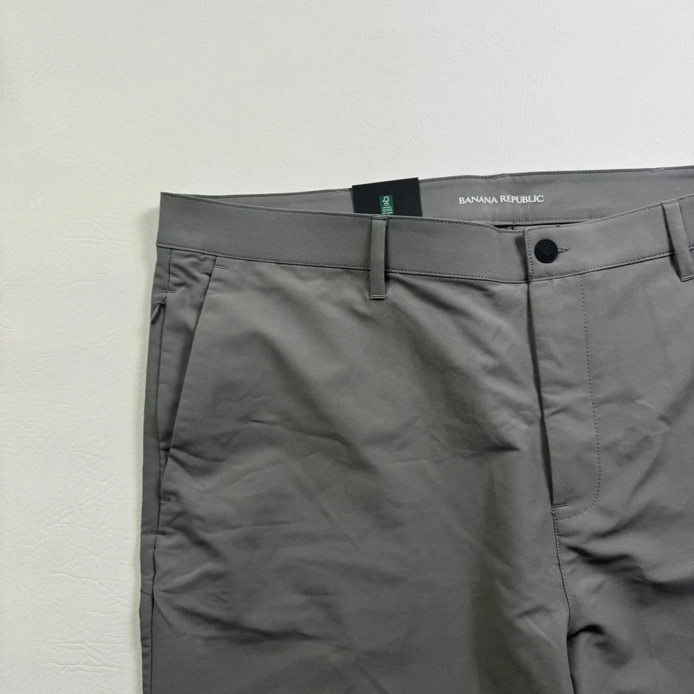 Banana Republic Mens Gray Flat Front Performance Pants 40x30 New 1557516